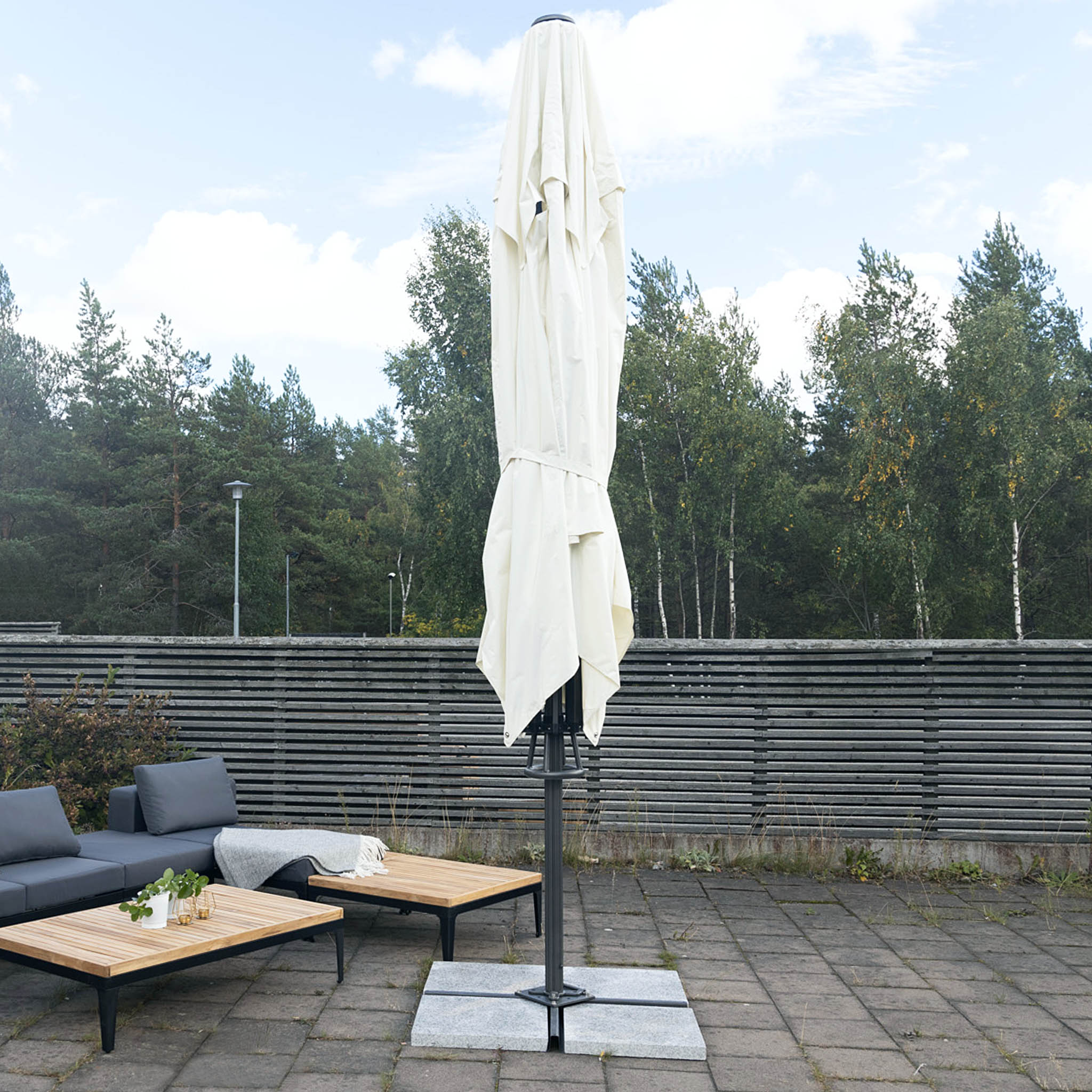 Helautomatiskt premiumparasoll 4x4m | Beige Helautomatiskt premiumparasoll 4x4m | Beige
