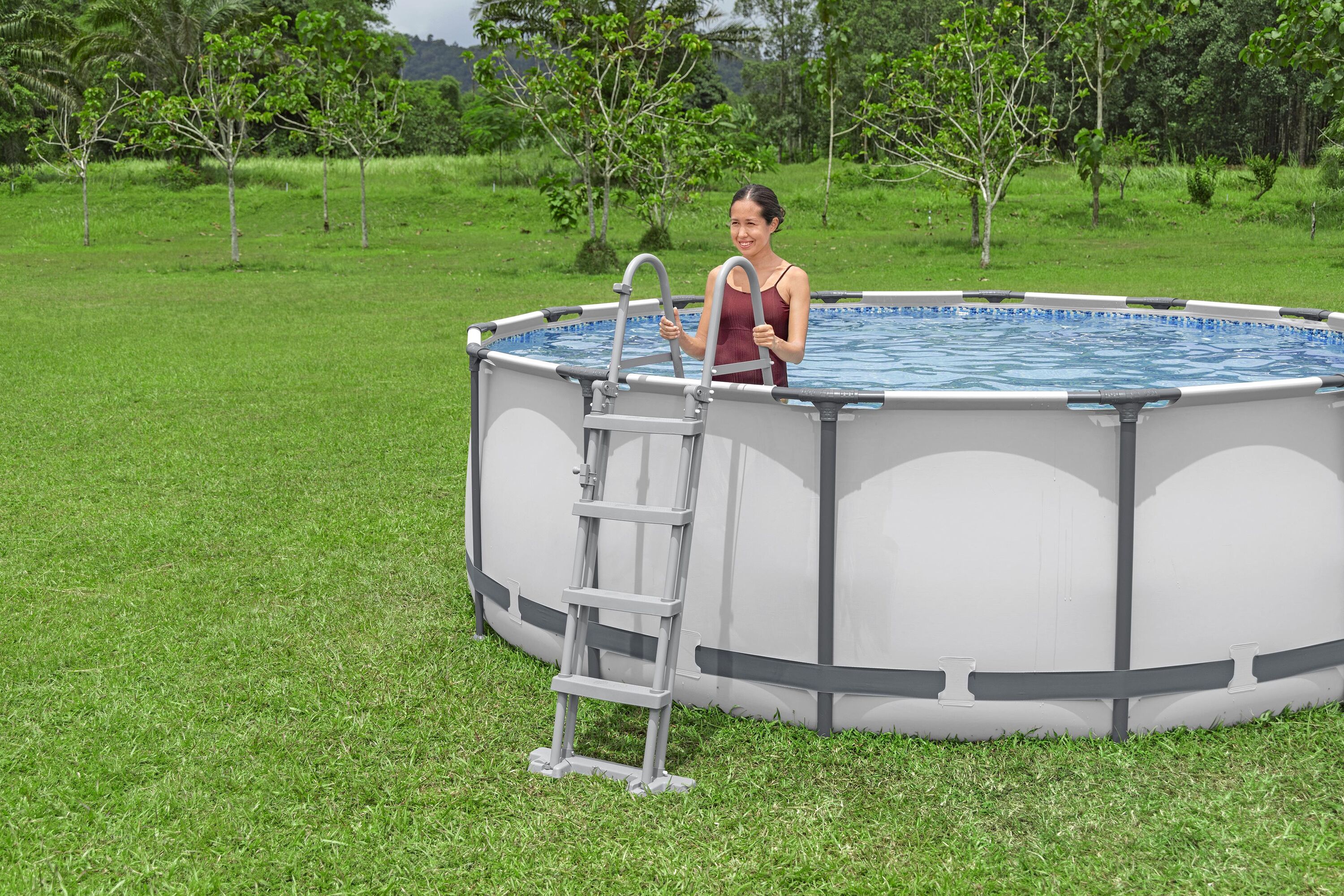 Bestway pool ovan mark Ø4,27m - 122cm djup | Steel Pro MAX (5612X) Bestway pool ovan mark Ø4,27m - 122cm djup | Steel Pro MAX (5612X)