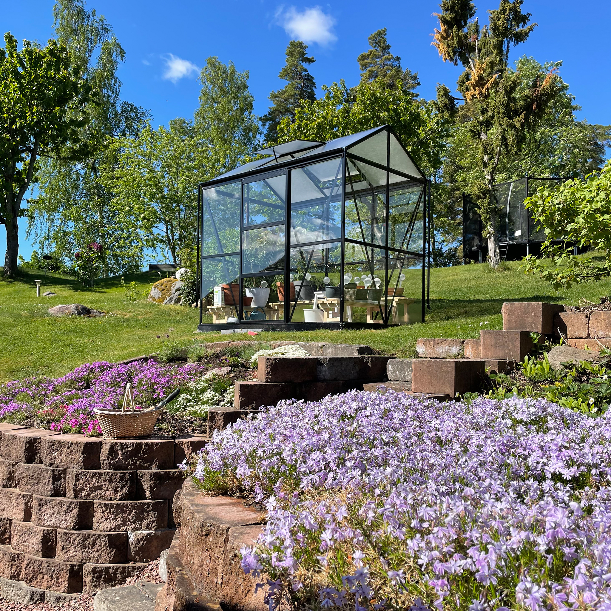 Växthus med adaptiv dörrplacering 3,5m² | 4mm säkerhetsglas | Svart Växthus med adaptiv dörrplacering 3,5m² | 4mm säkerhetsglas | Svart