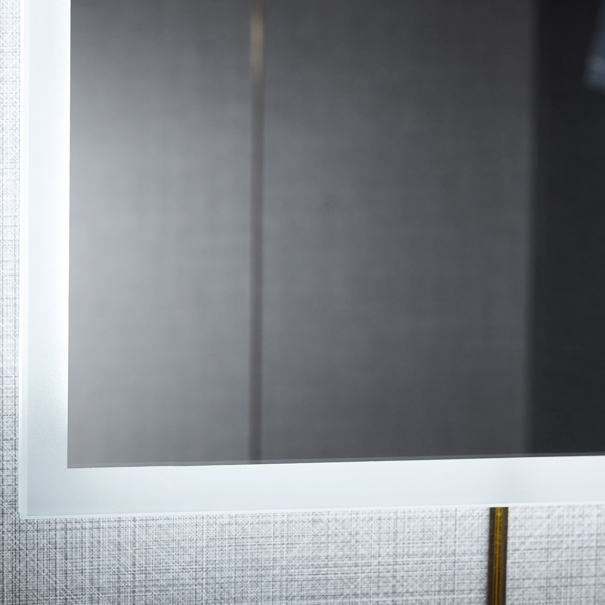 Badrumsspegel | LED-belysning och touch-styrd dimmer