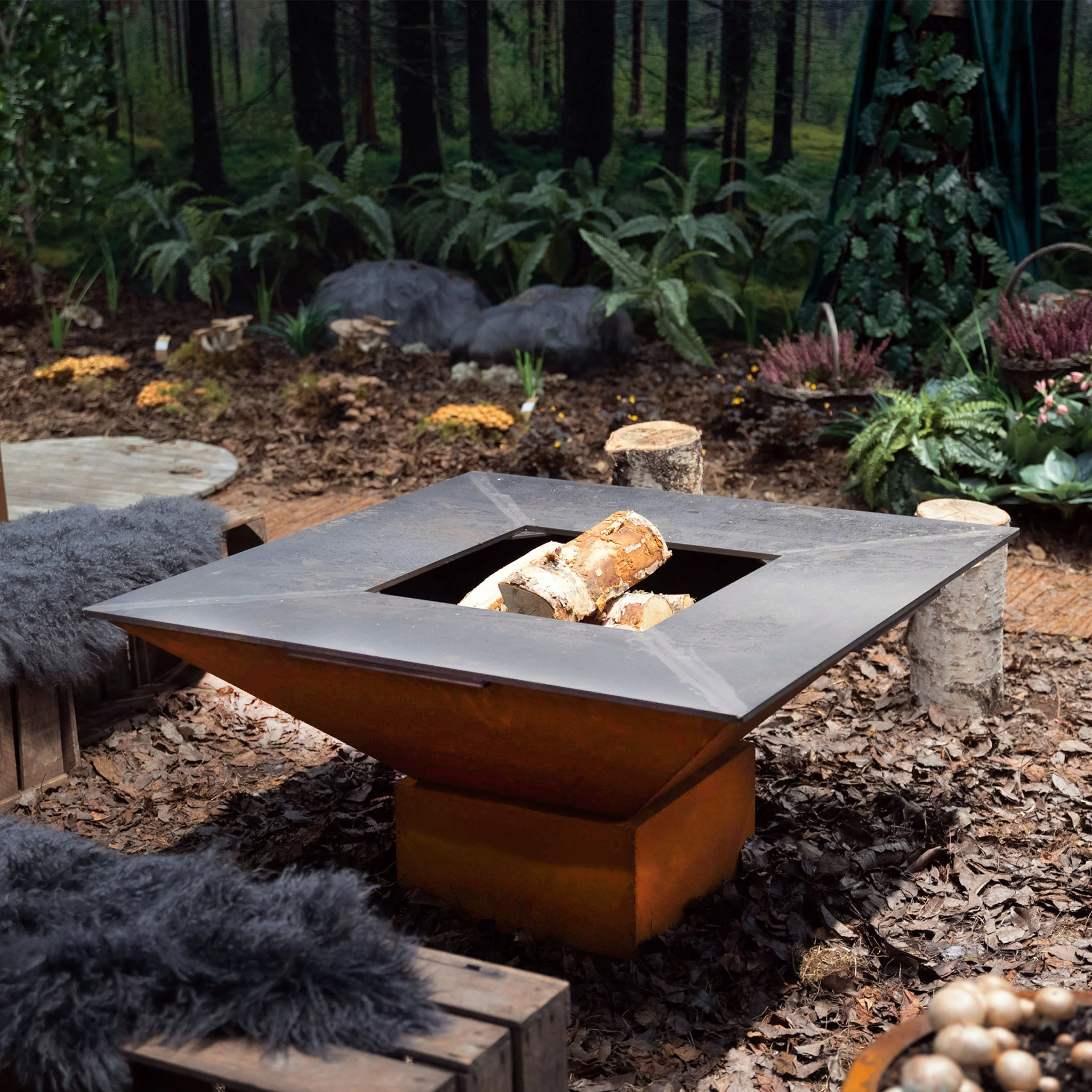 Vedeldad grill i cortenst�l | Ytter�n
