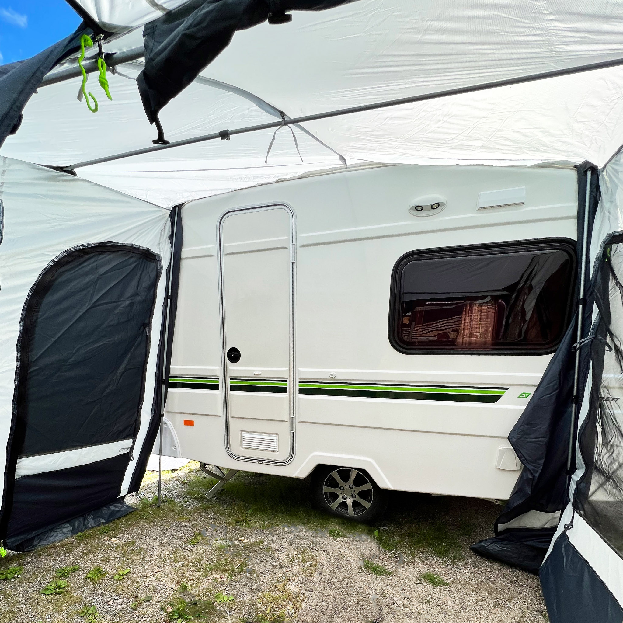 F�rt�lt husbil och husvagn 260 cm