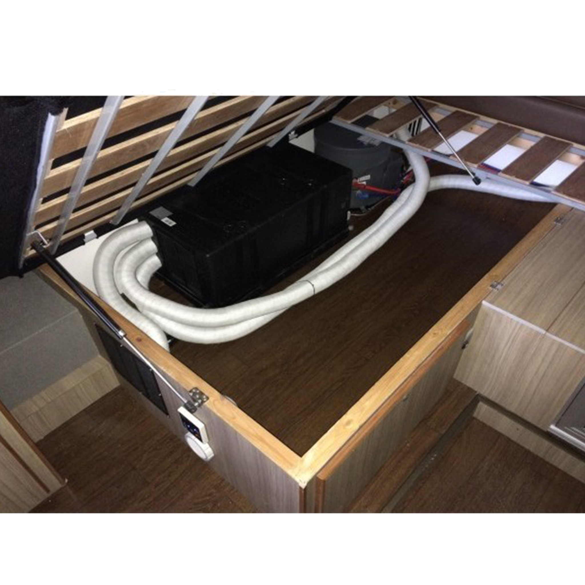 Integrerad AC till husbil/husvagn | 2640W Integrerad AC till husbil/husvagn | 2640W