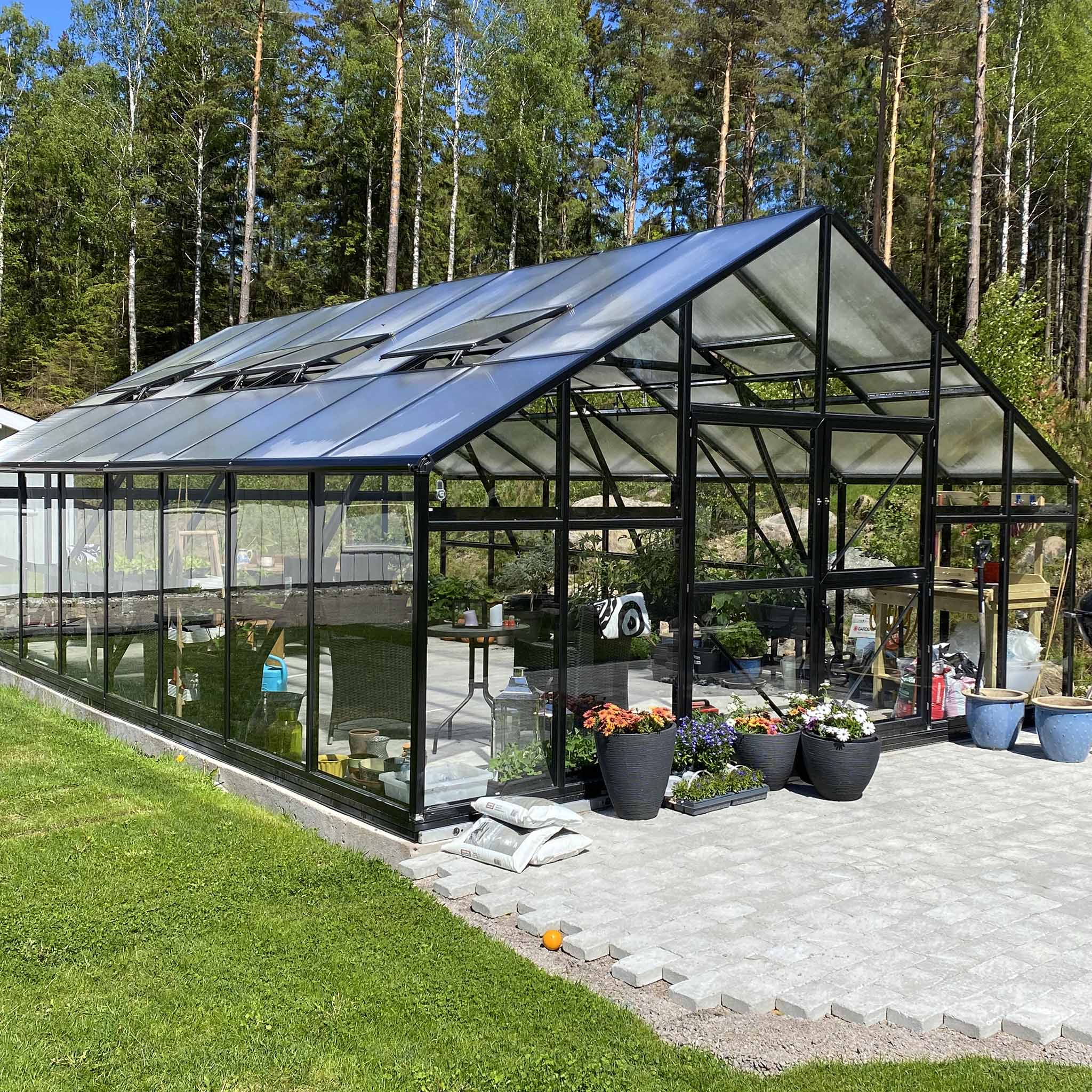Extra brett premium glasväxthus 21m² | Stormgaranti och säkerhetsglas Extra brett premium glasväxthus 21m² | Stormgaranti och säkerhetsglas