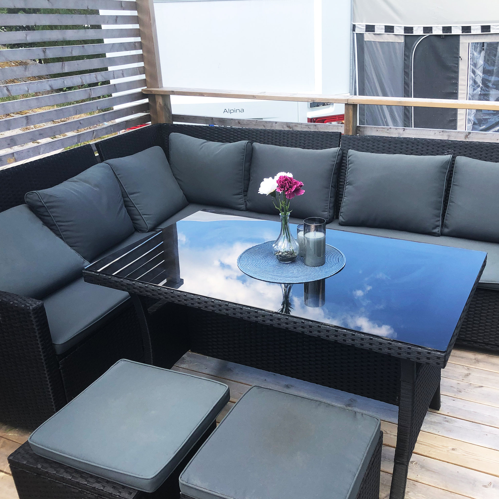 Exklusiv loungegrupp | Inbyggd förvaring | Lyfco Tanumshede Exklusiv loungegrupp | Inbyggd förvaring | Lyfco Tanumshede
