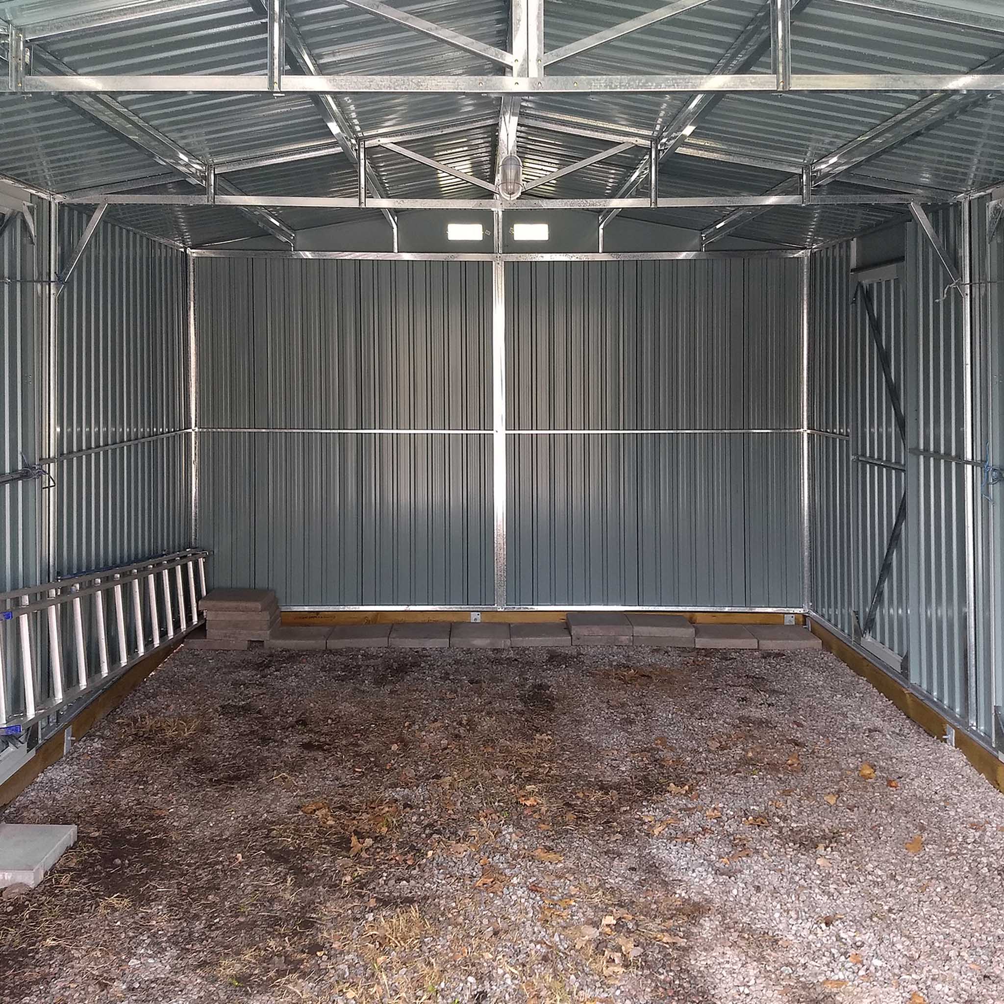 Pl�tgarage 23m� | Dubbel d�rr | Komplett byggsats | Premium