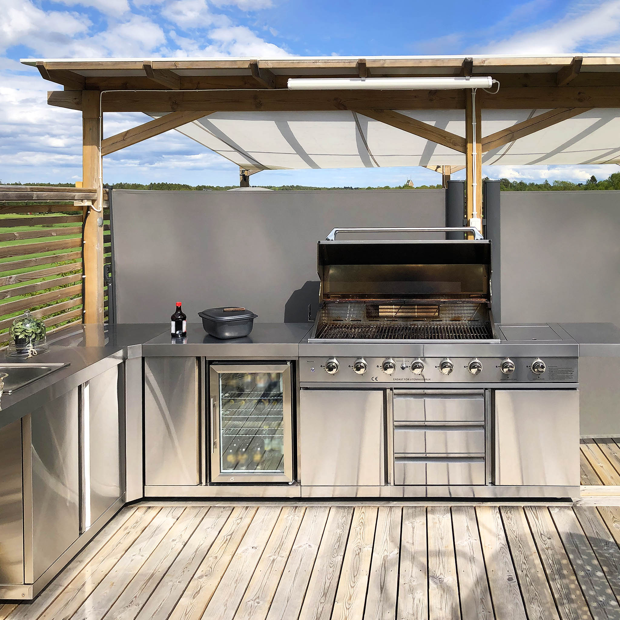 Stor rostfri gasolgrill/utekök med varmluftsfunktion | New Orleans Stor rostfri gasolgrill/utekök med varmluftsfunktion | New Orleans