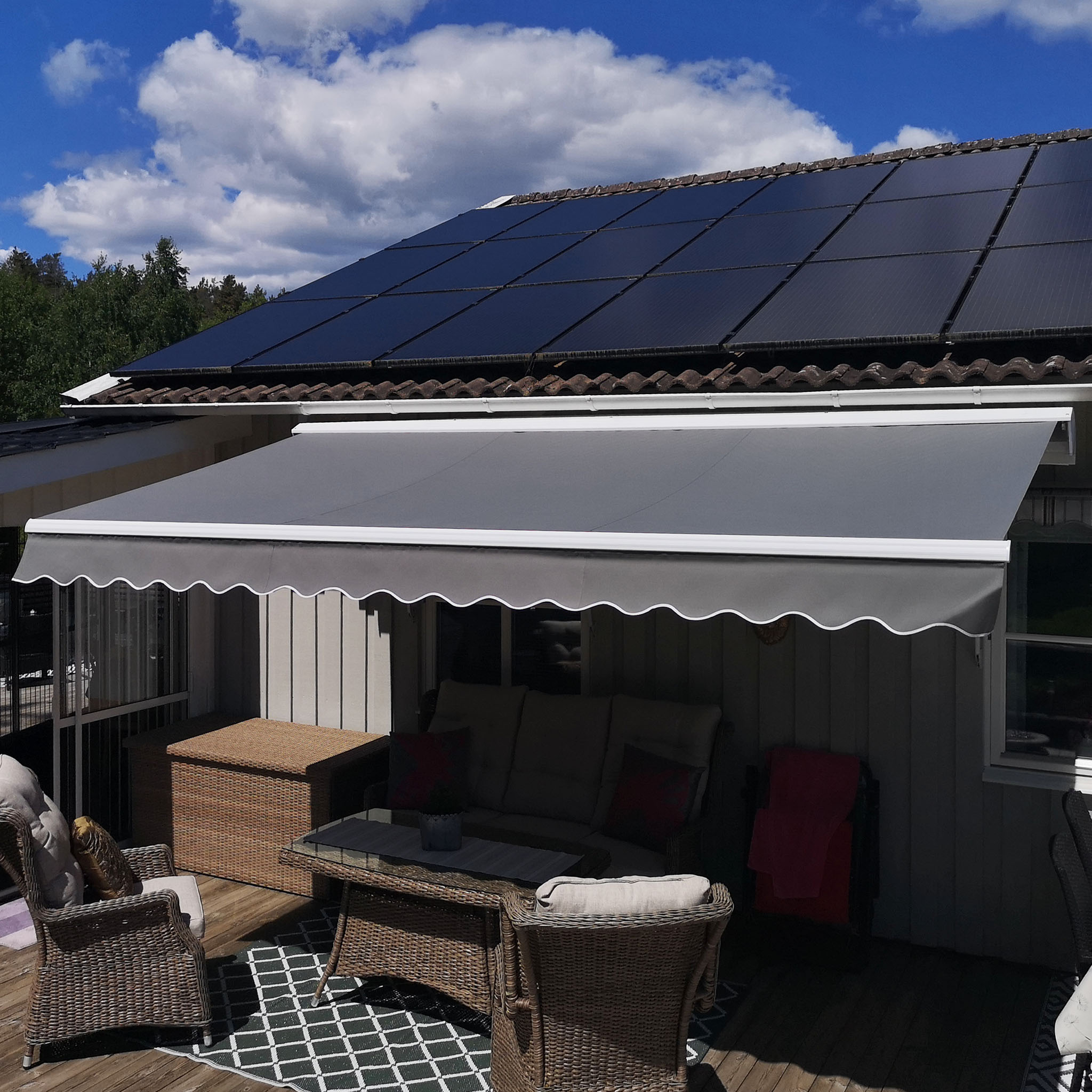 Terrassmarkis 4x3m | Elektrisk motor & fj�rrkontroll | Metalcraft