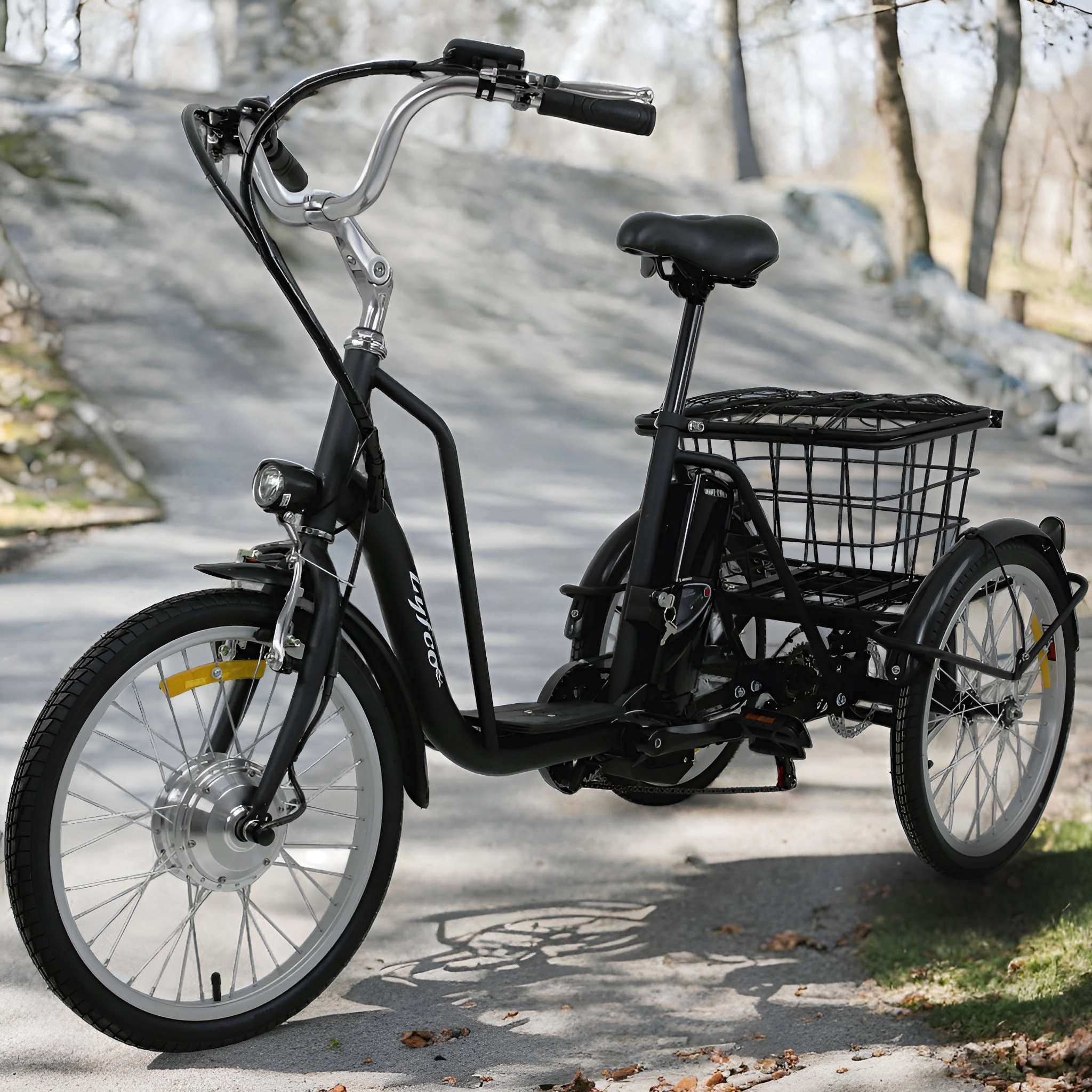 Trehjulig elcykel | 6 v�xlar Shimano | 250W - 10.4Ah | Lyfco