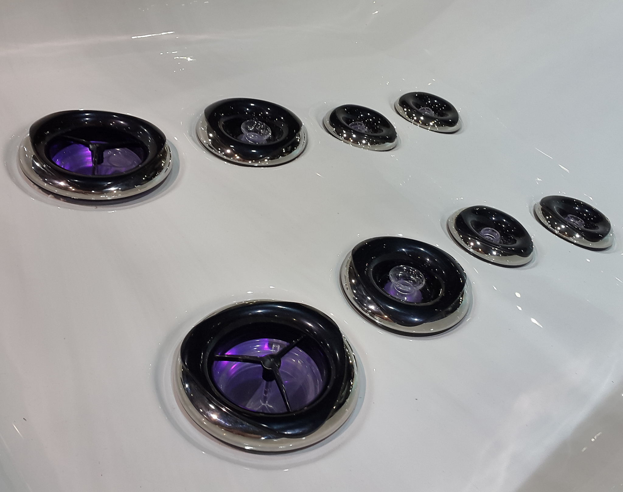 Spabad Atlantis Dreams WiFi - 6 personer | Lyfco Spabad Atlantis Dreams WiFi - 6 personer | Lyfco