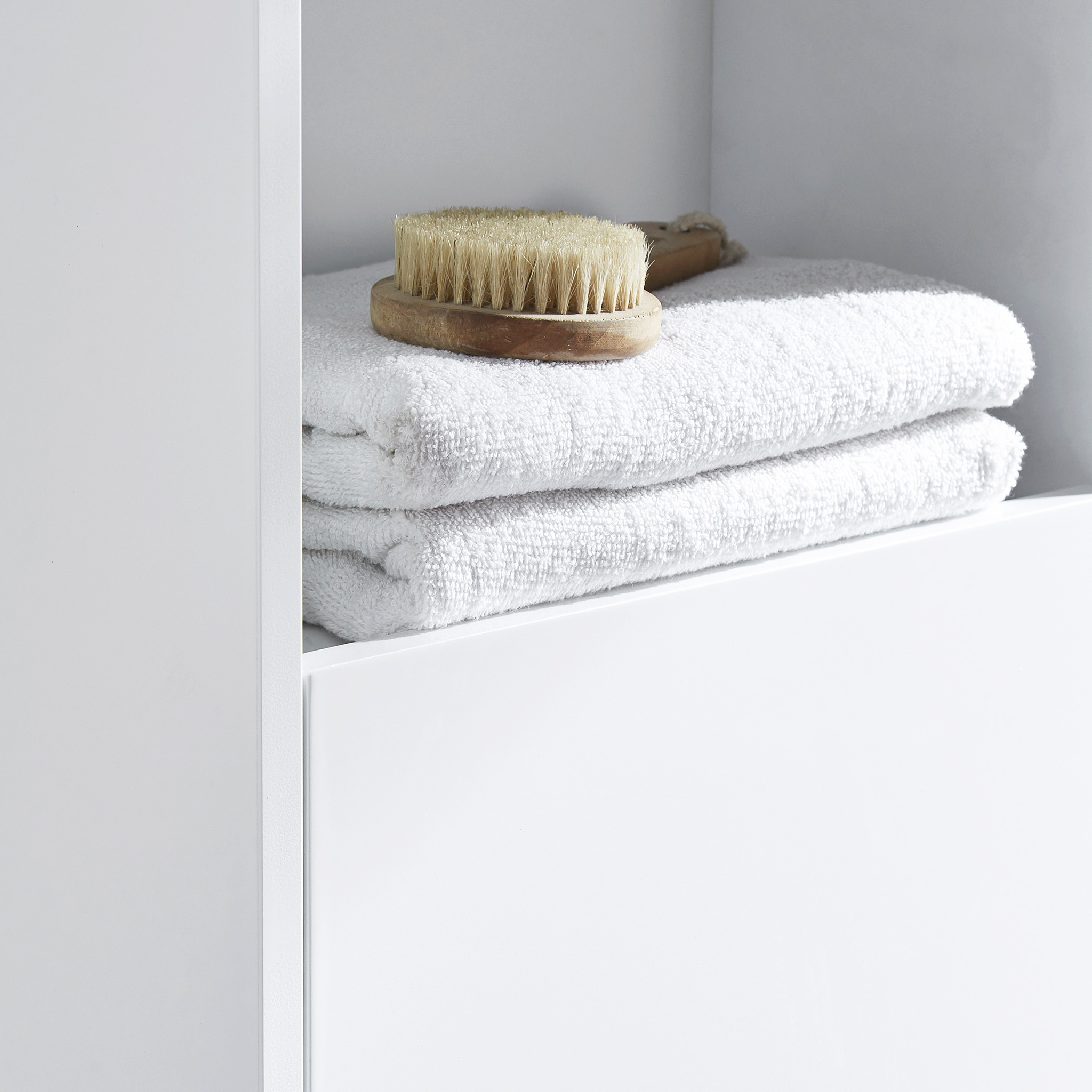 Högskåp badrum 170x35cm | Skåp & öppna hyllplan | Vit Högskåp badrum 170x35cm | Skåp & öppna hyllplan | Vit