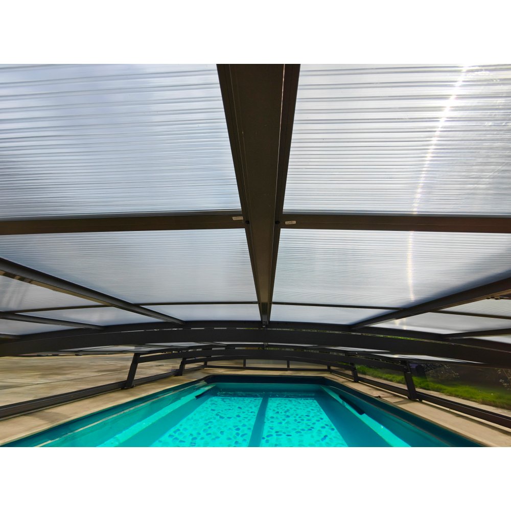 Pooltak 5x10m | Utan skenor | UV-skydd | Flexibel dörr Pooltak 5x10m | Utan skenor | UV-skydd | Flexibel dörr