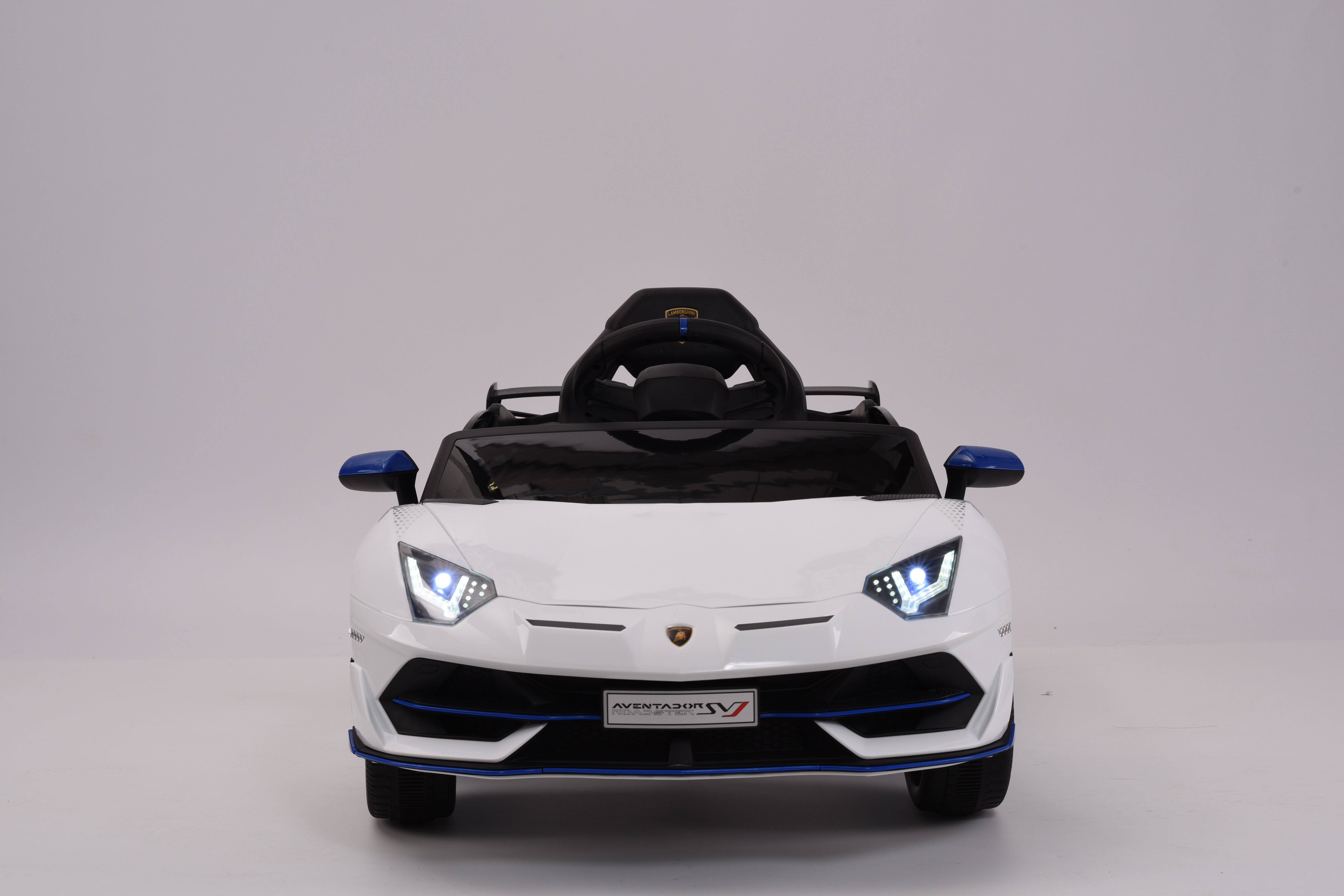 Elbil f�r barn Lamborghini | 12V - 2x390 | 4,5Ah | Vit