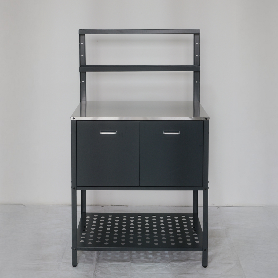 V�xthusbord med sk�p i galvaniserat st�l | F�rvaring & verktygshyllor | M�rkgr�