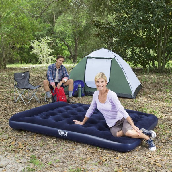 Uppblåsbar madrass | Pavillo Airbed Queen med inbyggd fotpump Uppblåsbar madrass | Pavillo Airbed Queen med inbyggd fotpump