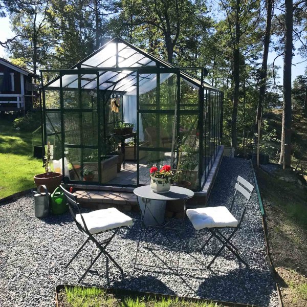 Växthus 12,7m² | 5 års stormgaranti | 4mm säkerhetsglas Växthus 12,7m² | 5 års stormgaranti | 4mm säkerhetsglas