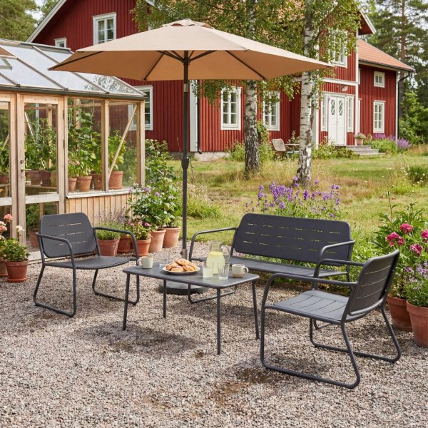Loungegrupp i st�l | Svart loungeset med bord, stol och b�nk | Isac