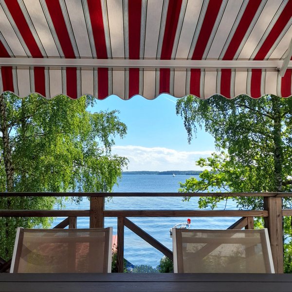 Terrassmarkis 4x3m | Elektrisk motor & fjärrkontroll | Metalcraft Terrassmarkis 4x3m | Elektrisk motor & fjärrkontroll | Metalcraft