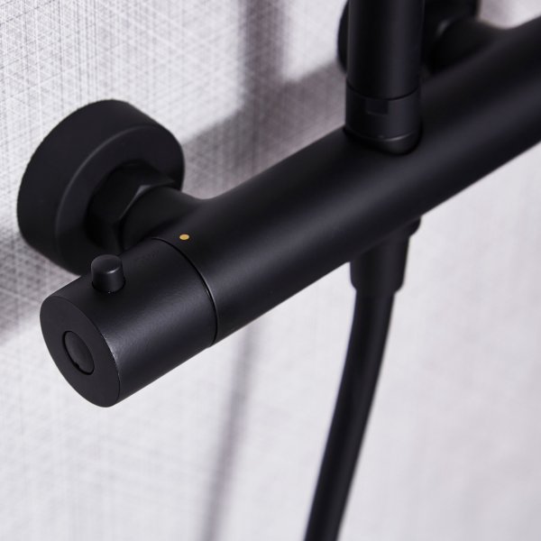 Takduschset med blandare | Brusa - Svart Takduschset med blandare | Brusa - Svart