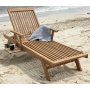 Solstol i teak | Ställbar rygg, hjul & utfällbart sidobord | Saltö Solstol i teak | Ställbar rygg, hjul & utfällbart sidobord | Saltö