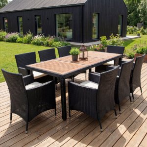 Matgrupp trädgårdsmöbler i konstrotting | 8 stolar | Hunnebostrand Matgrupp trädgårdsmöbler i konstrotting | 8 stolar | Hunnebostrand