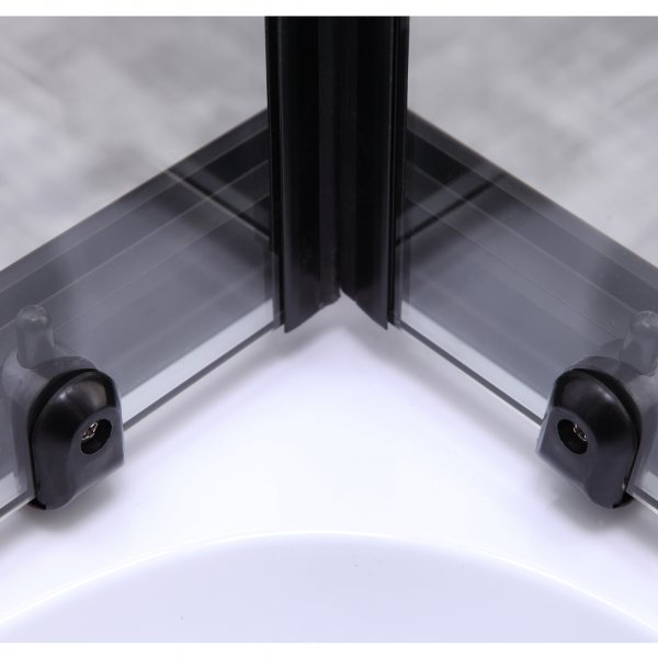 Duschkabin i rak industriell design - 6 mm skerhetsglas