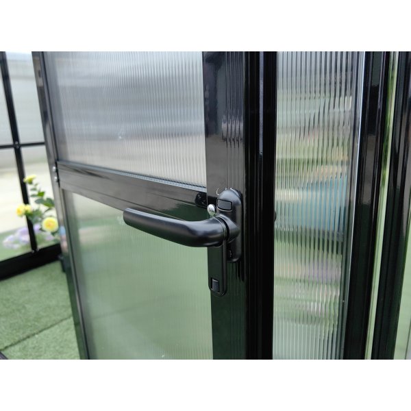 Vxthus 18m Premium | Extra hg odlingshjd | 6mm kanalplast | Svart