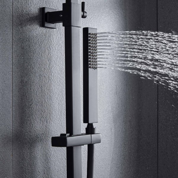 Komplett takduschset med handdusch i kantig design | Svart Komplett takduschset med handdusch i kantig design | Svart