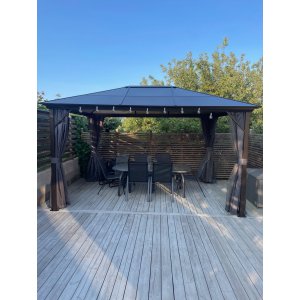 Paviljong premium 4x3m | Tak i kanalplast | Inkl. Väggar och myggnät Paviljong premium 4x3m | Tak i kanalplast | Inkl. Väggar och myggnät