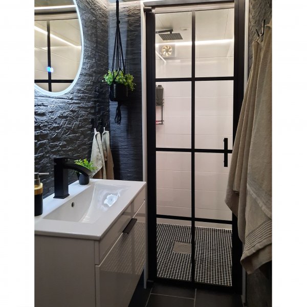 Duschdrr i industridesign | Nanobehandlad | 6mm skerhetsglas