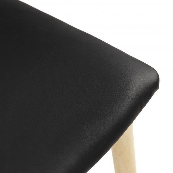 Matgrupp med 4 stolar | Ek/PU-läder | Gissebo Matgrupp med 4 stolar | Ek/PU-läder | Gissebo