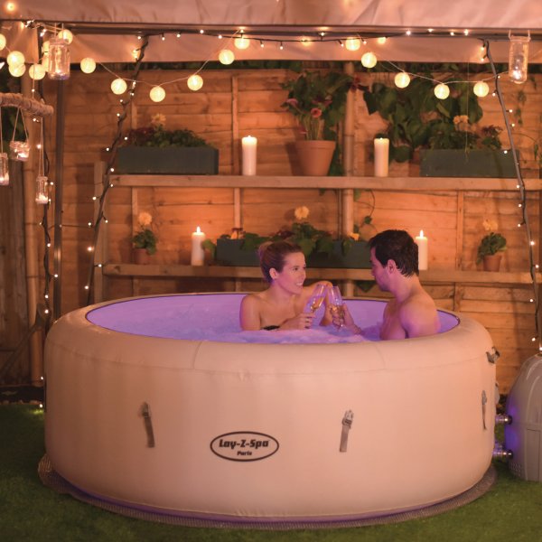 Uppblåsbart spabad med LED-belysning för 4-6 personer - Bestway Lay-Z-Spa Paris AirJet (54148) Uppblåsbart spabad med LED-belysning för 4-6 personer - Bestway Lay-Z-Spa Paris AirJet (54148)