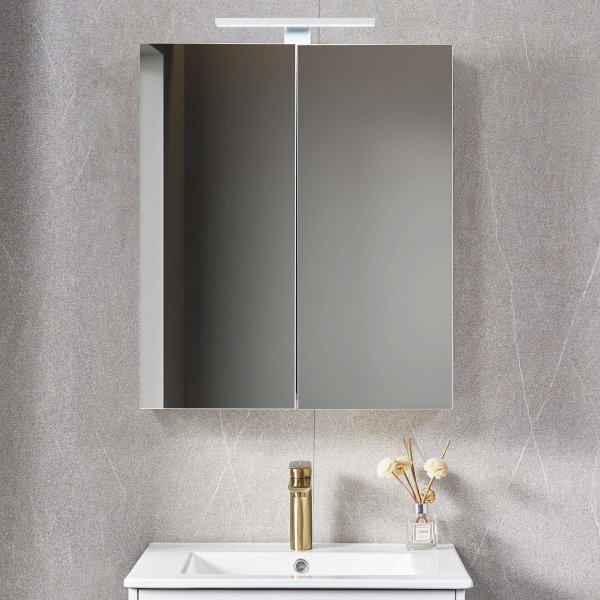 Spegelskåp 60x70cm | LED-belysning och dubbla speglar Spegelskåp 60x70cm | LED-belysning och dubbla speglar