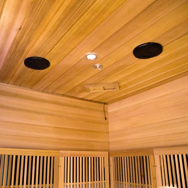 Infraröd bastu - 5 personer | Fullhöjd 210cm | Saarijärvi Infraröd bastu - 5 personer | Fullhöjd 210cm | Saarijärvi