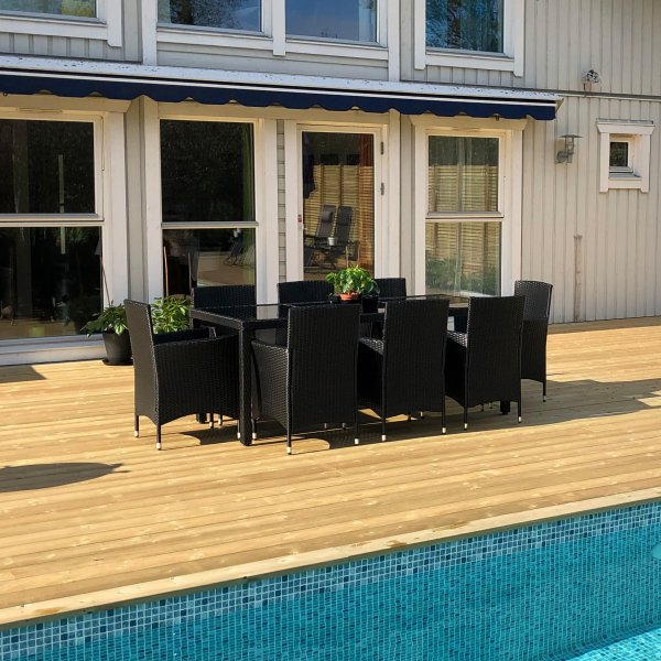 Matgrupp utemöbler med 8 stolar | Dynor ingår | Svart | Lyfco Lysekil Matgrupp utemöbler med 8 stolar | Dynor ingår | Svart | Lyfco Lysekil