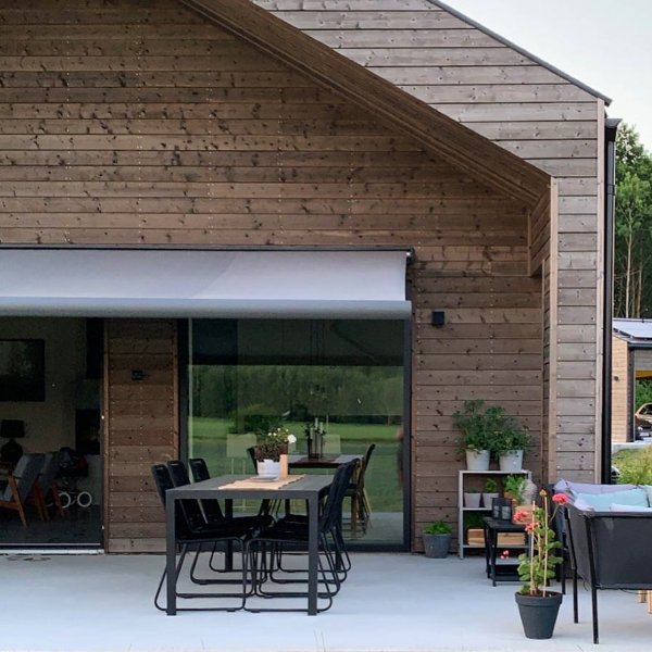 Terrassmarkis helkassett 6x3m | Motor & fjärrkontroll | Metalcraft Terrassmarkis helkassett 6x3m | Motor & fjärrkontroll | Metalcraft