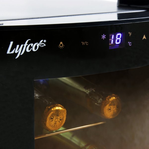 Fristende vinkyl fr 8 flaskor