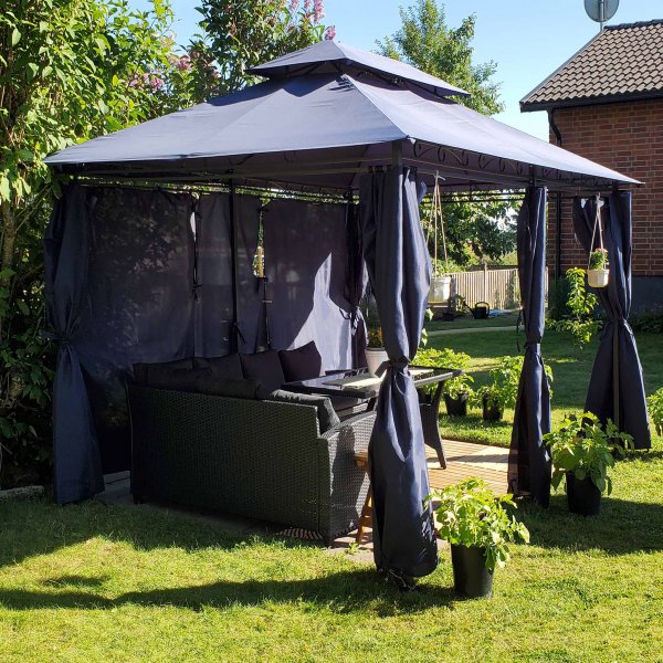 Paviljong 4x3 m inkl. paviljongväggar Paviljong 4x3 m inkl. paviljongväggar