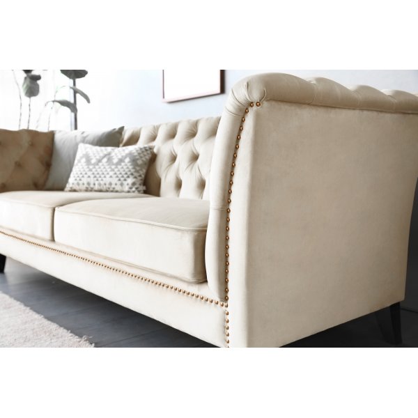 Chesterfieldsoffa 3-sits | Beige sammet, kallskum & avtagbar kl�dsel | Milton