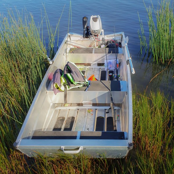 Flatbottnad aluminiumbt 3,5m | Fr 3 personer | Lyfco