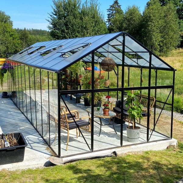 Glasväxthus 19m² | 5 års stormgaranti | 4mm säkerhetsglas Glasväxthus 19m² | 5 års stormgaranti | 4mm säkerhetsglas