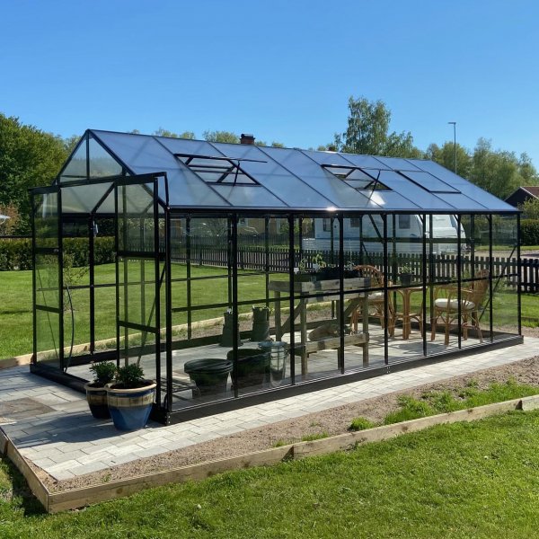 Växthus 12,7m² | 5 års stormgaranti | 4mm säkerhetsglas Växthus 12,7m² | 5 års stormgaranti | 4mm säkerhetsglas