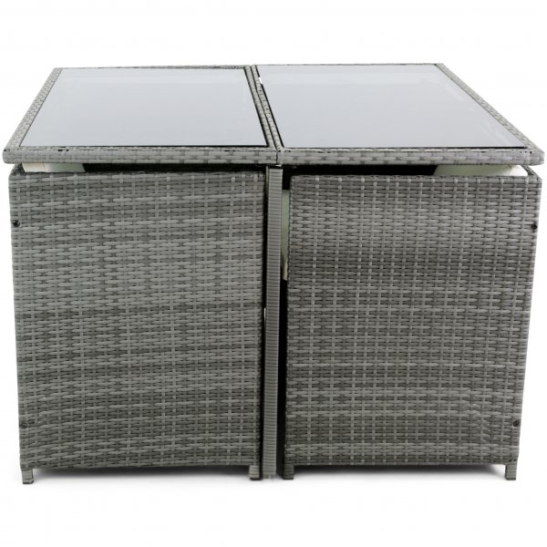 Platseffektiv matgrupp | 4 stolar i konstrotting | Lyfco Malmön Platseffektiv matgrupp | 4 stolar i konstrotting | Lyfco Malmön