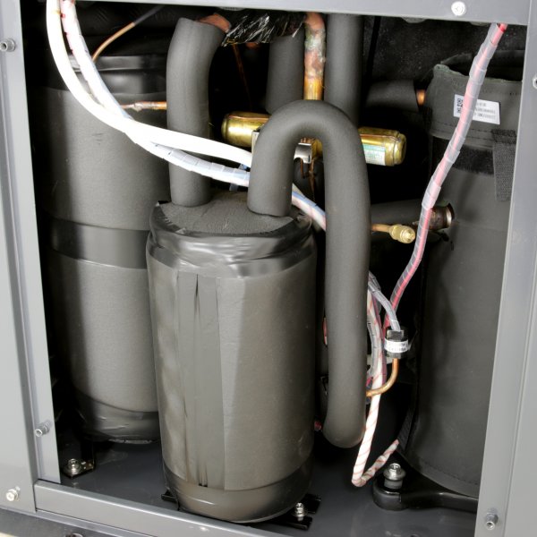 Luft-vatten värmepump 19,8kW Split - EVI Luft-vatten värmepump 19,8kW Split - EVI