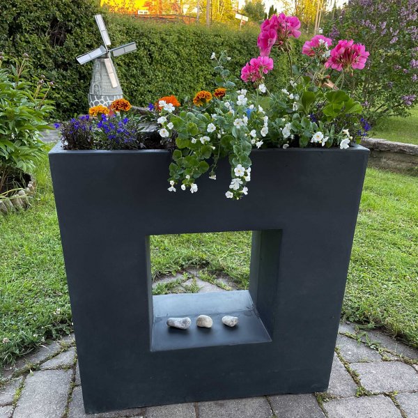 Fiberarmerad kruka i exklusiv design | Granit/svart