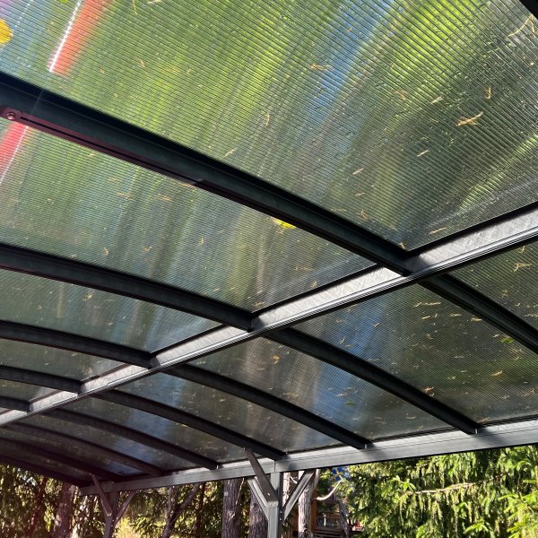 Carport 17,25m² | Extra hög | Aluminiumstomme & kanalplasttak Carport 17,25m² | Extra hög | Aluminiumstomme & kanalplasttak