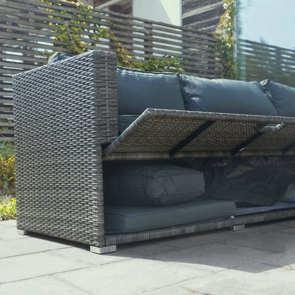 Stor loungegrupp | Tre smarta förvaringsutrymmen | Grå konstrotting Stor loungegrupp | Tre smarta förvaringsutrymmen | Grå konstrotting