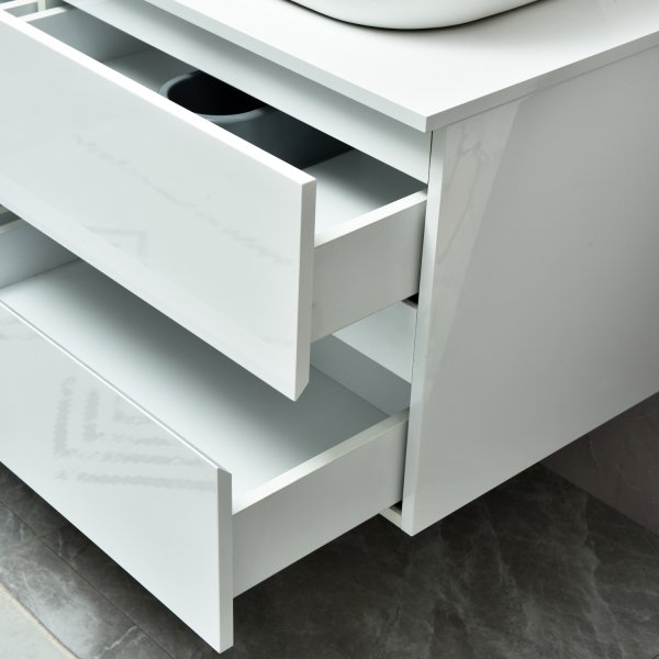 Badrumspaket | Kommod 120 cm med dubbelhandfat | LED-spegel | Blank vit Badrumspaket | Kommod 120 cm med dubbelhandfat | LED-spegel | Blank vit