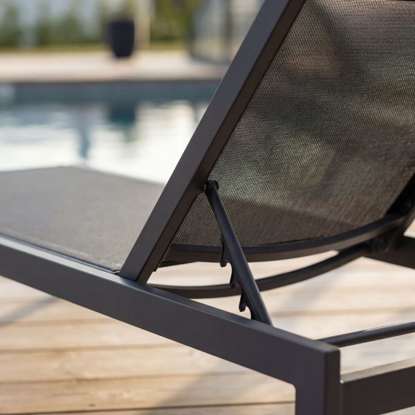 Solbädd i aluminium & textilene 2-pack | Justerbar solsäng för pool | Copacabana Svart Solbädd i aluminium & textilene 2-pack | Justerbar solsäng för pool | Copacabana Svart