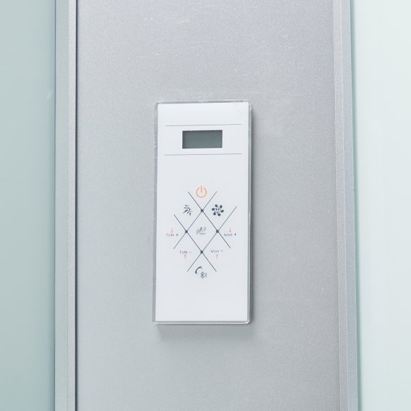 Duschkabin i akryl med bluetooth och massage